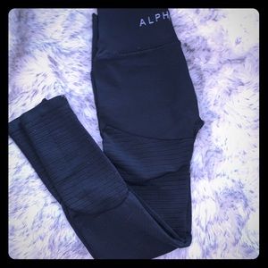 Black Alphalete R6 leggings